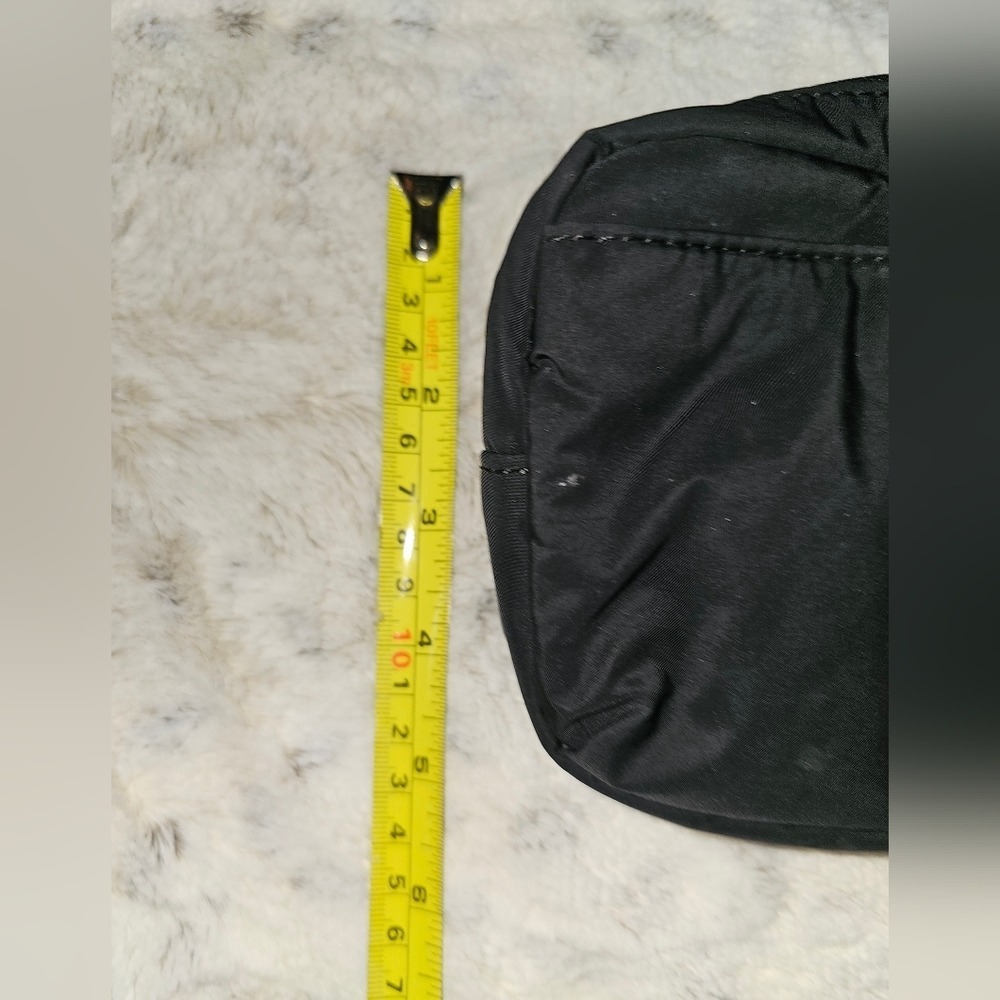 Athleta Black Belt Bag Minimalist Design Durable Nylon Washable Fabric - Picture 5 of 7